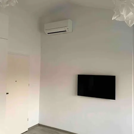 Chic City-center Apartment, Quiet Pedestrian Lane Apartament Cluj-Napoca